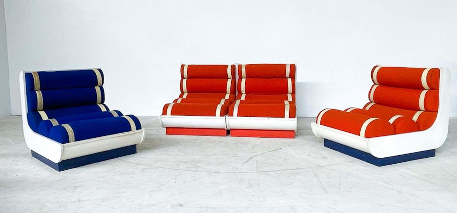 Mid Century Modern Pair Of Italian Red And Blue Armchairs 1960s photo 4916.0