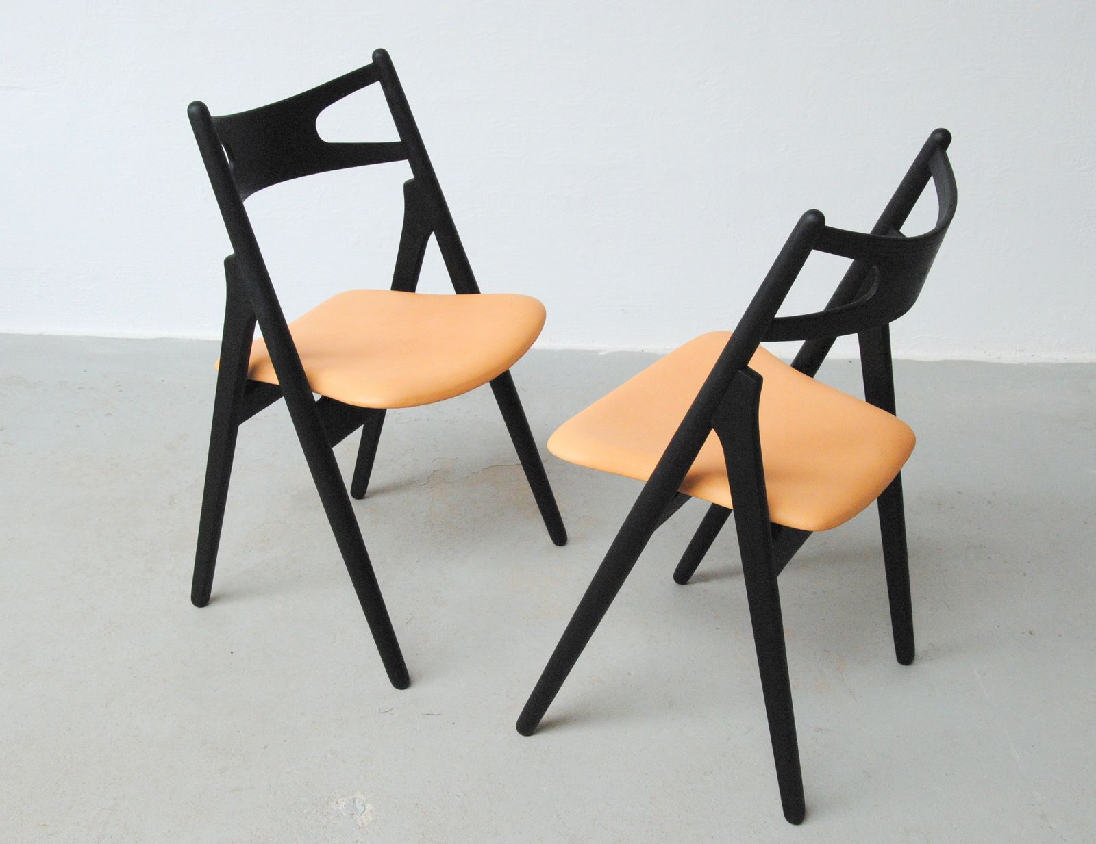 Set Of Two Fully Restored Danish Hans Wegner Sawbuck Chairs In Ebonized Oak 1950's photo 3000.0