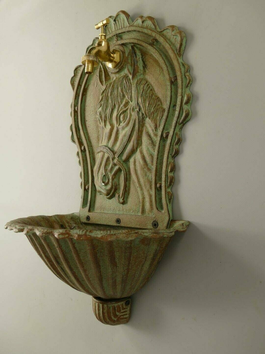 Antique Style Wall Fountain Cast Aluminum Sink Green photo furniture