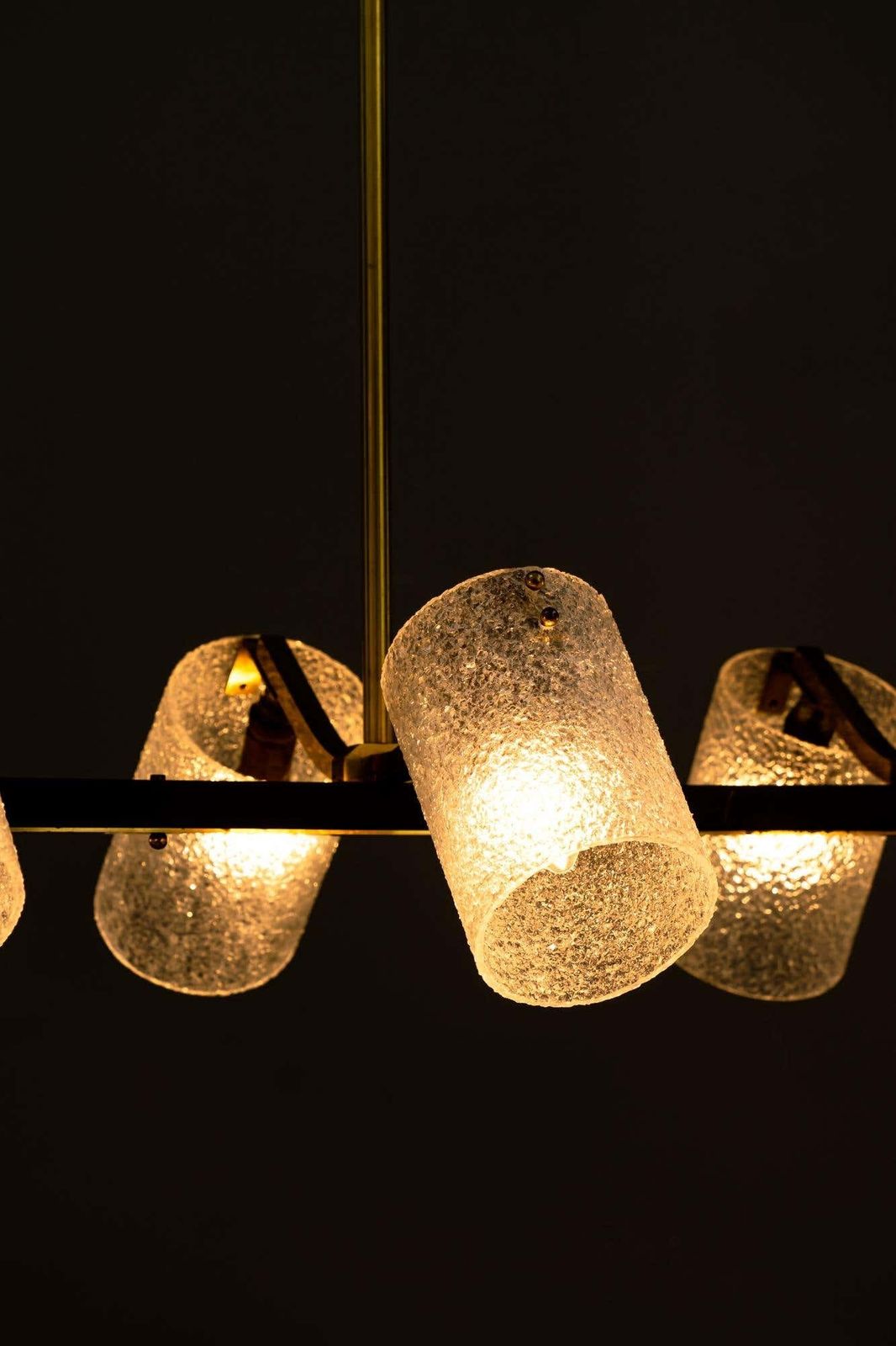 photo vintage Vintage Chandelier With Lucite Chades, Vienna, Around 1960s