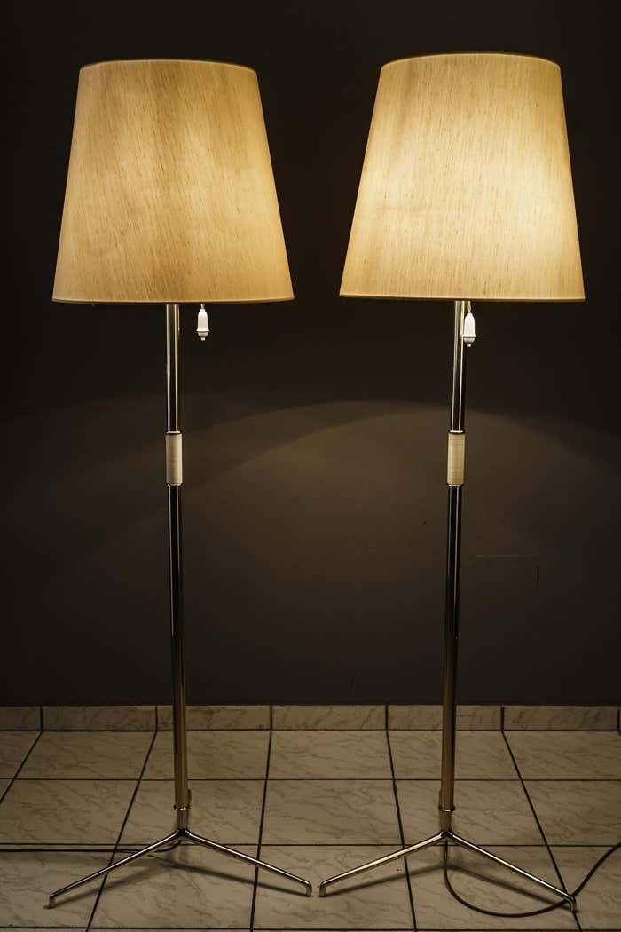 photo vinterior Pair Of Large J.T. Kalmar Floor Lamps ''Helios'' Mod. 2035, Brass 1960s