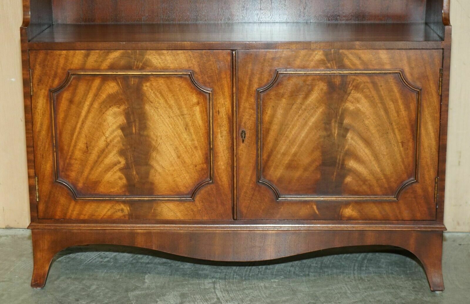 photo furniture Stunning Pair Of Flamed Mahogany Dwarf Waterfall Open Library Bookcases Cupboard