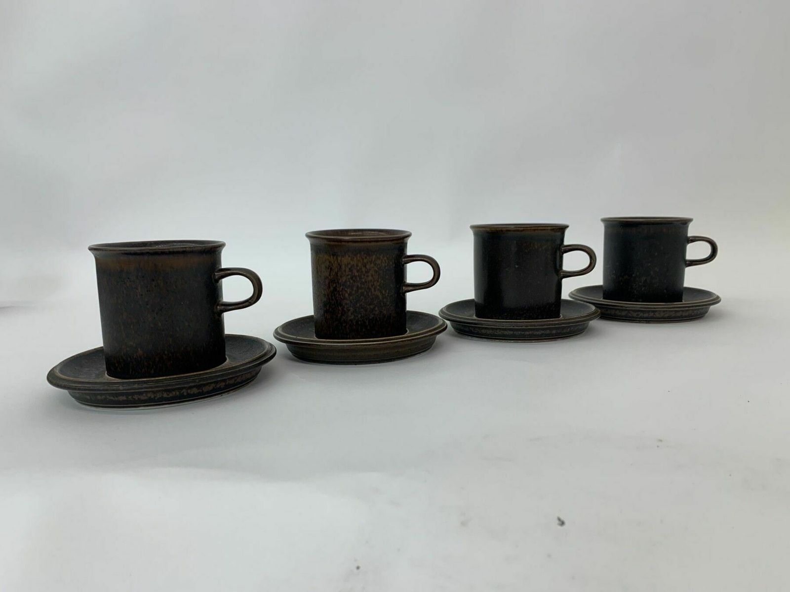 Set Van 4 Kopjes, Ulla Procope Voor Arabia Finland, Model 'Ruska'