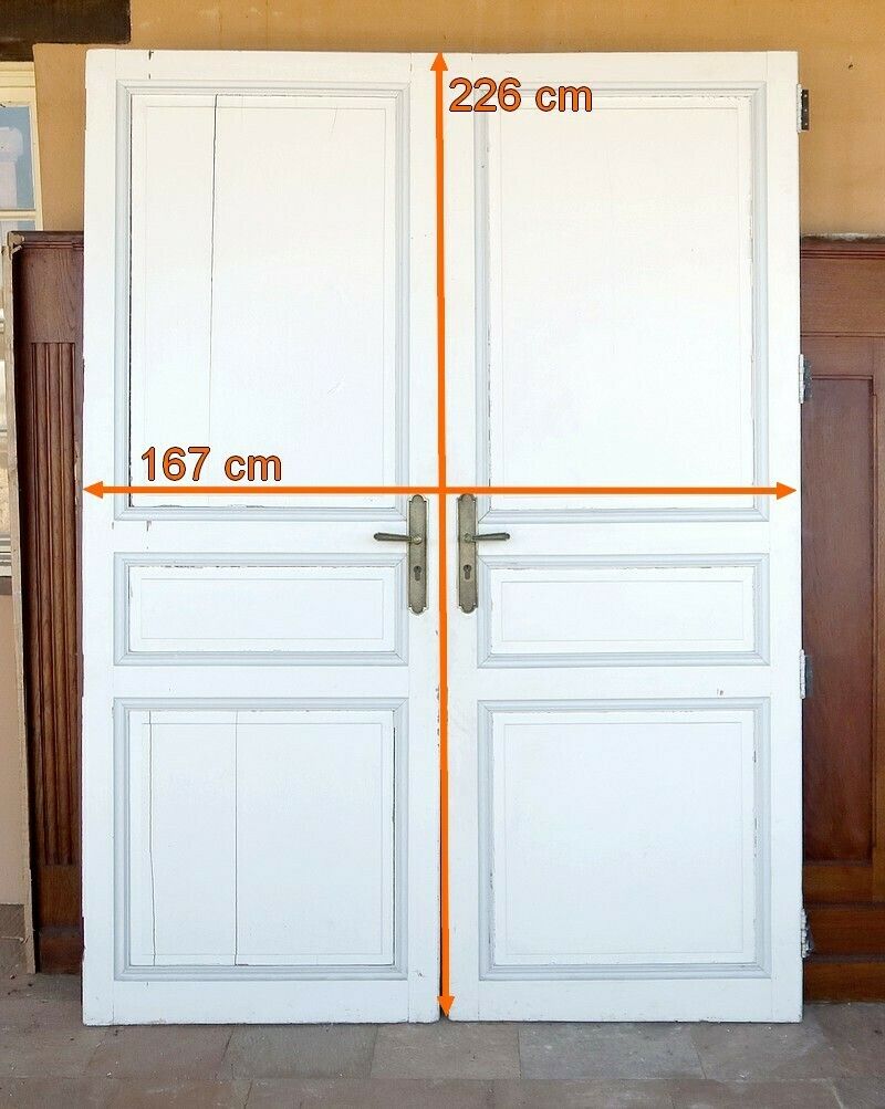 Property Double Door – 1900 photo 1534.7