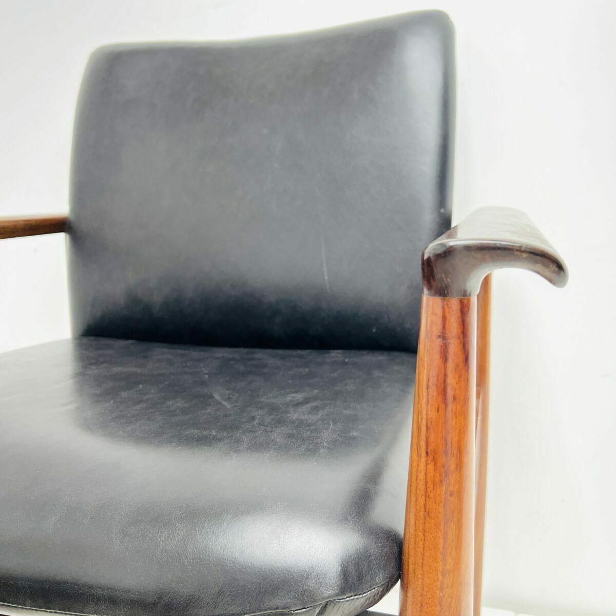 Danish Armchairs By Finn Juhl, 1960s photo vinterior
