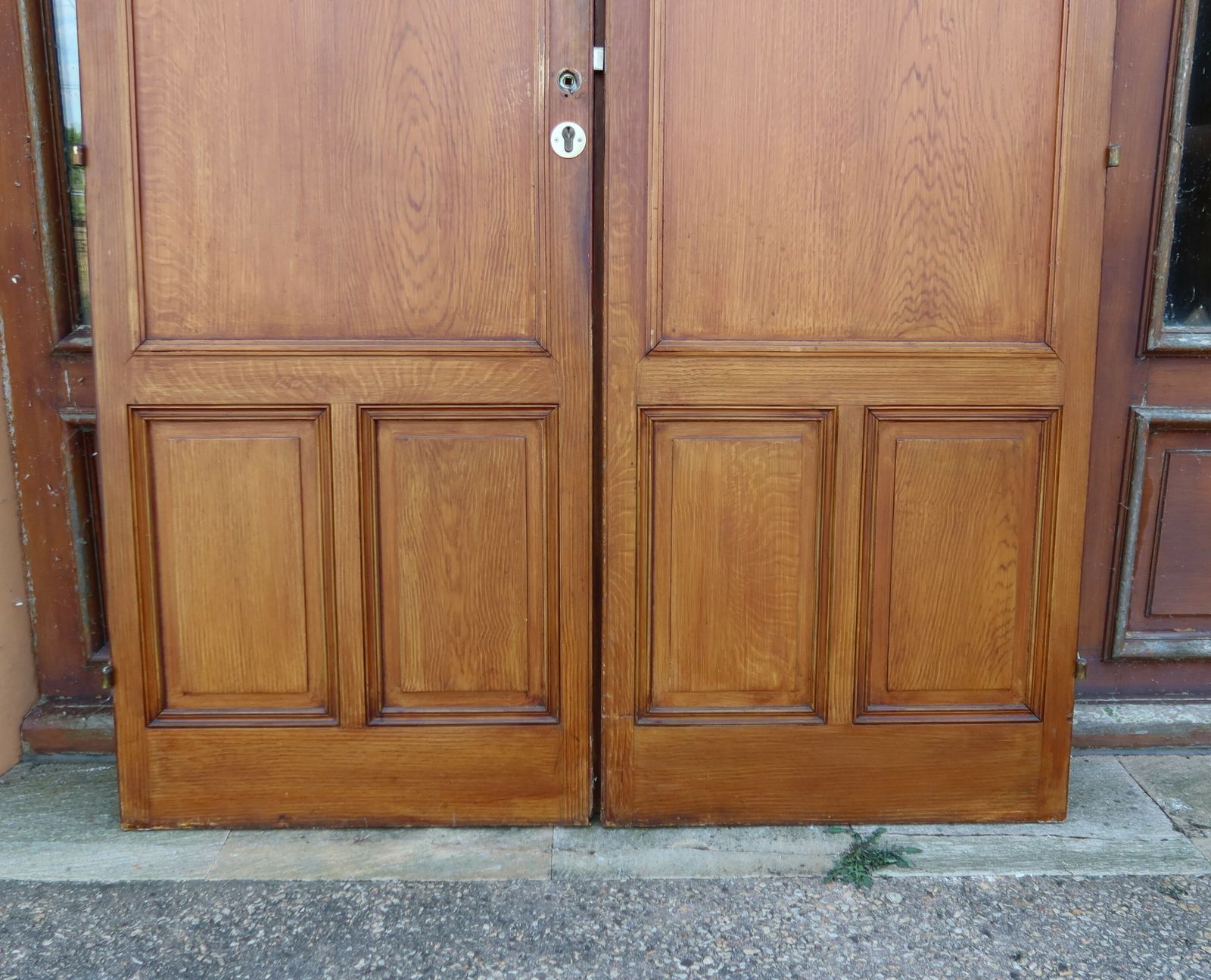 photo vinterior Mahogany Double Door Mirrors, Château Du Val De Loire – Late 19th Century