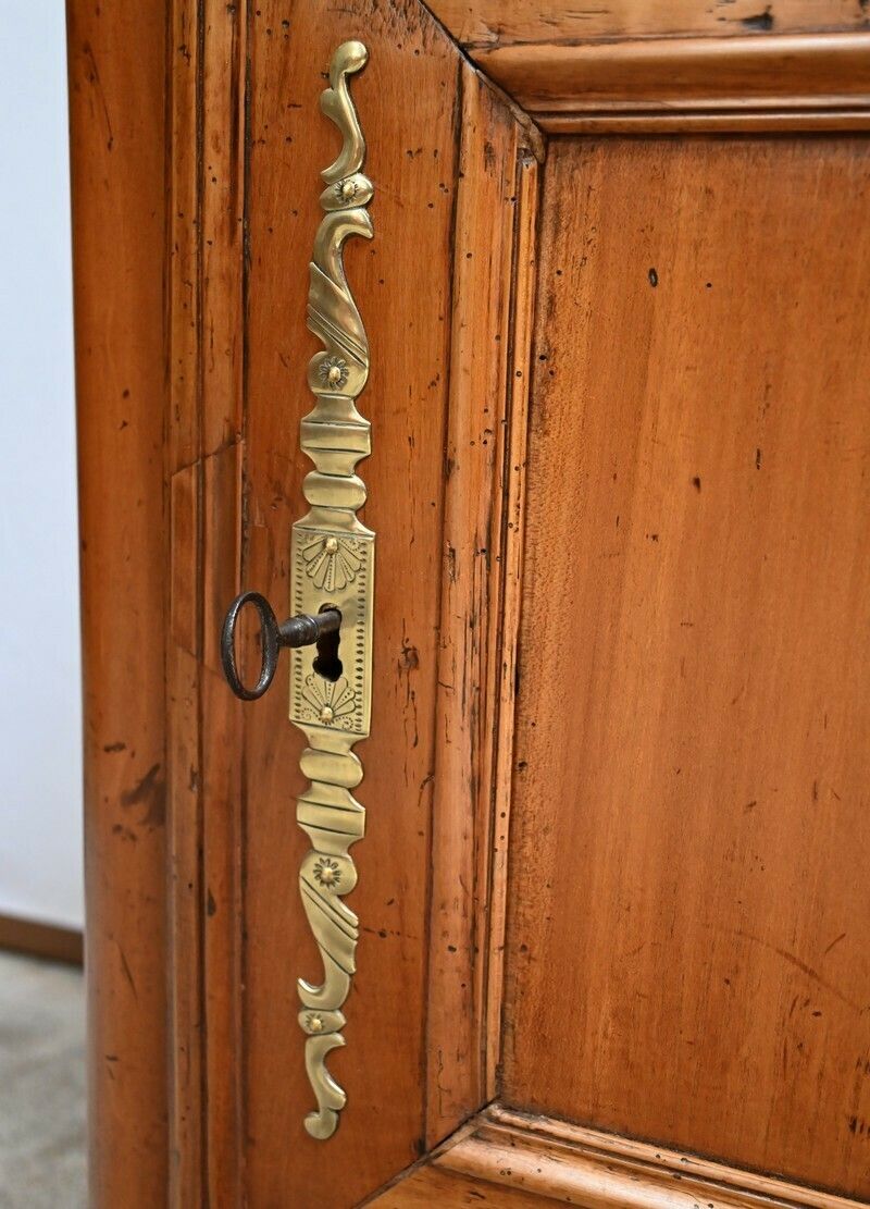photo vintage Rare Property Furniture In Cherry, Loire Valley – Mid 19th Century