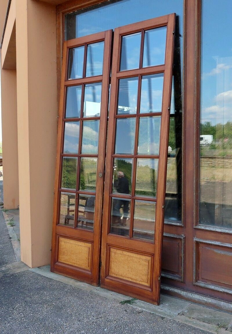 Mahogany And Speckled Maple Castle Double Door Late 19th Century photo for sale