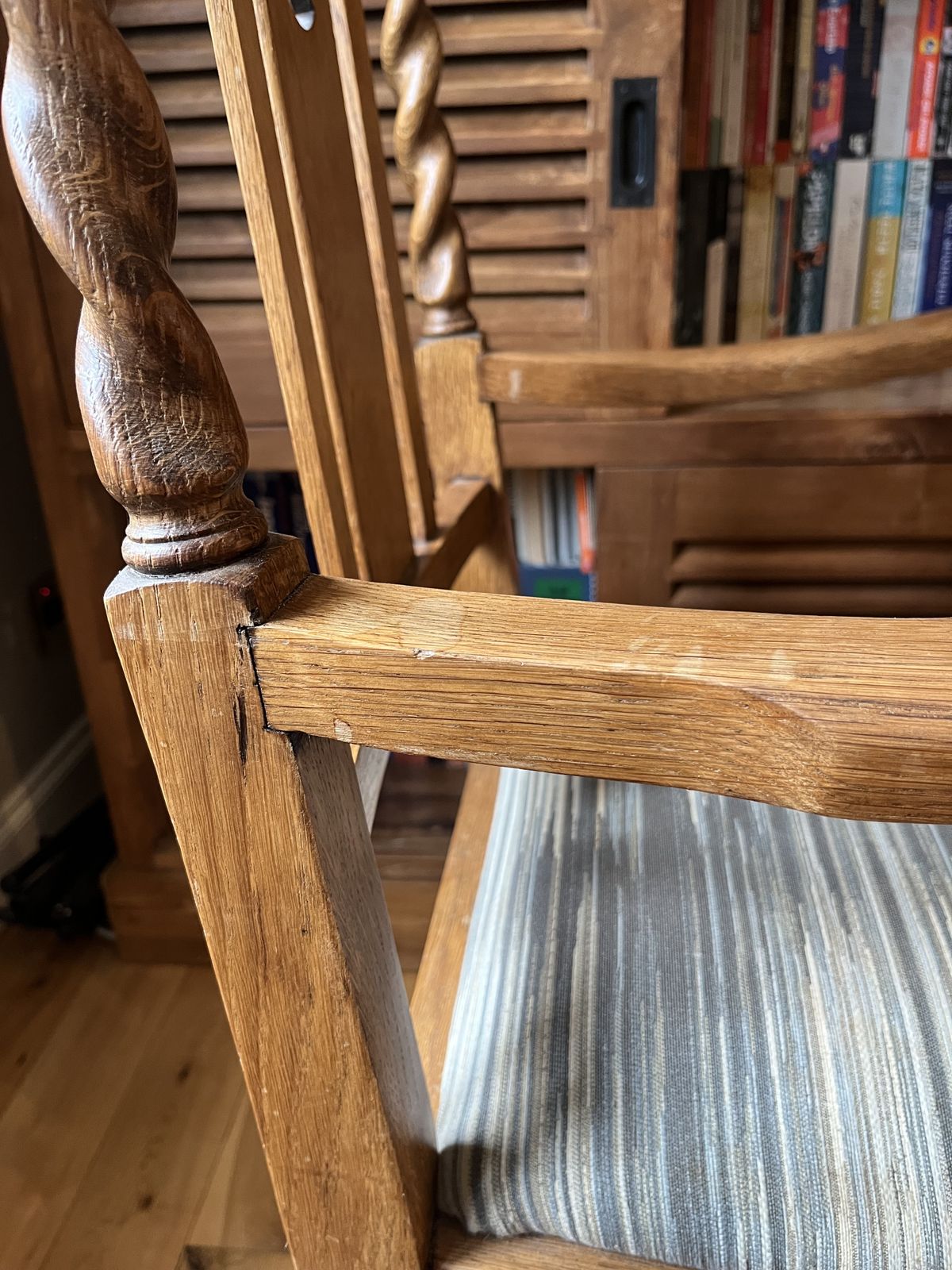 Barley Twist Armchair / Throne Chair photo 100.0