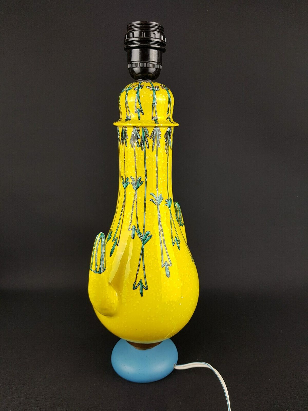 photo furniture Vintage Mancioli Yellow Table Lamp Italian Art Pottery Raymor 1960s
