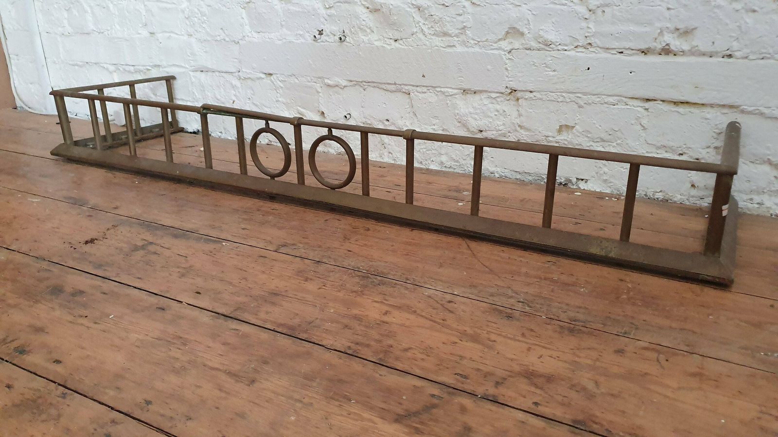 Large Vintage Very Heavy Iron And Brass Fender photo vintage