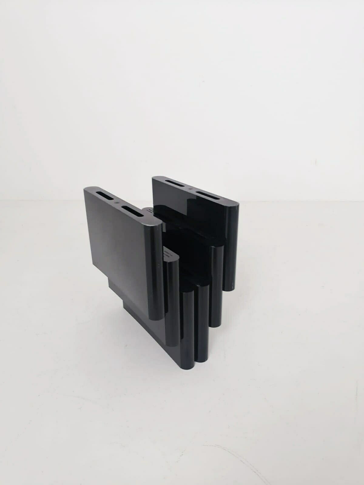 photo furniture Giotto Stoppino By Kartell Italy Black Plastic Magazine Rack Model 4675