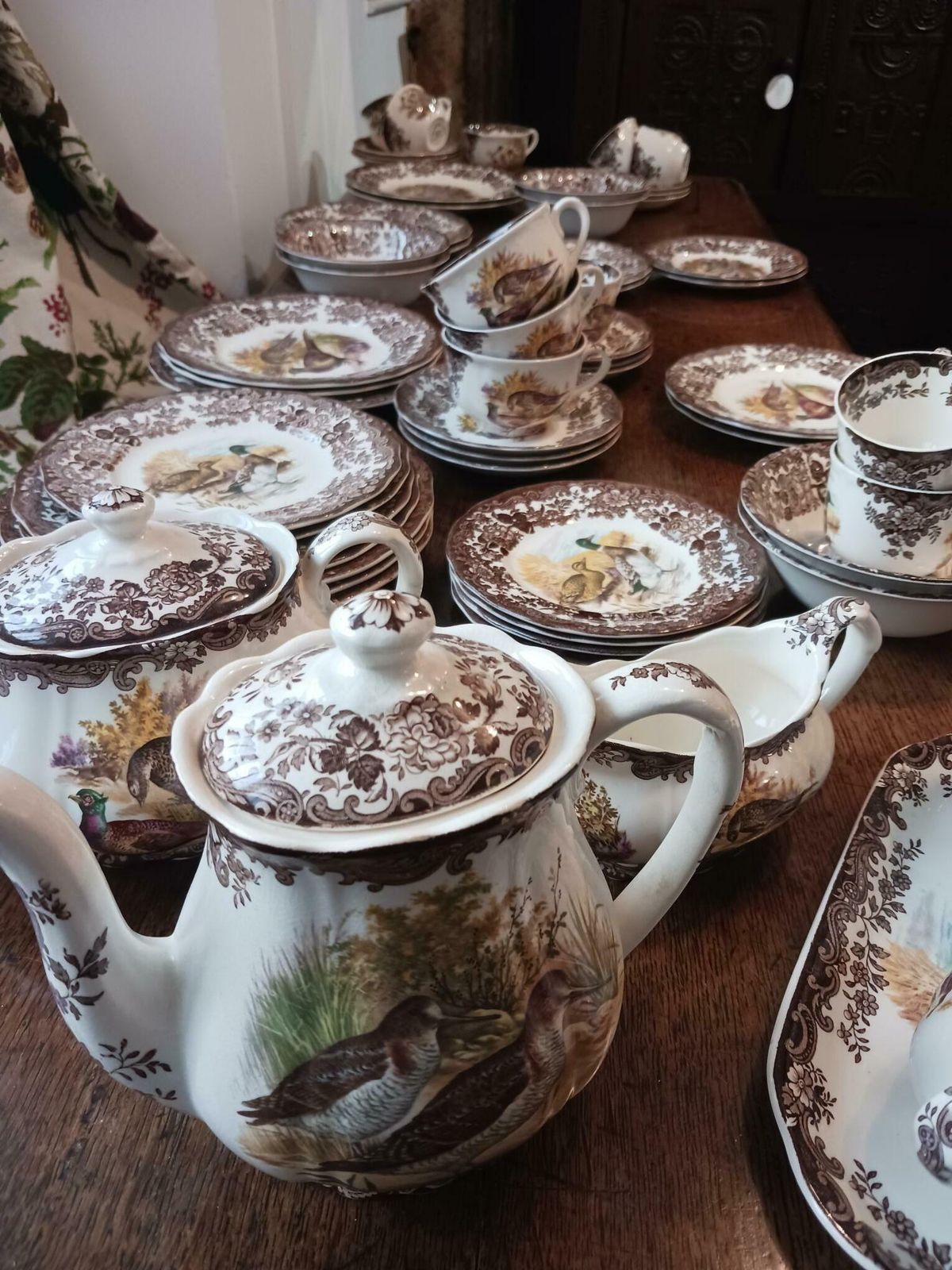 Royal Worcester Pallissy Game Series Birds  6 Person Table Setting