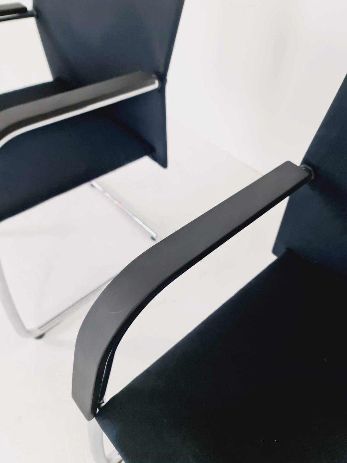 2 X Vitra Ac3 Antonio Citterio Chair With Chrome And Black Textile. photo buy