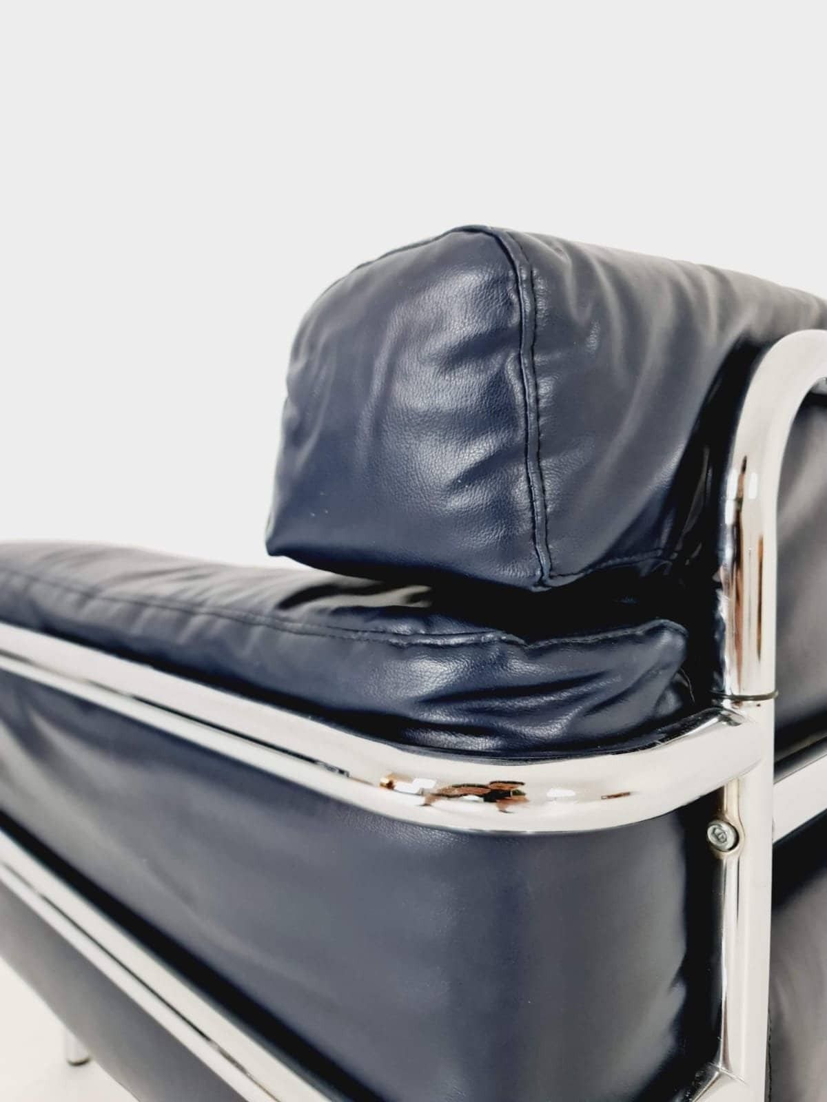 Mid Century Leather Bauhaus  Style Of Cassia Lc3 Style Sofa , 1980s photo Furniture