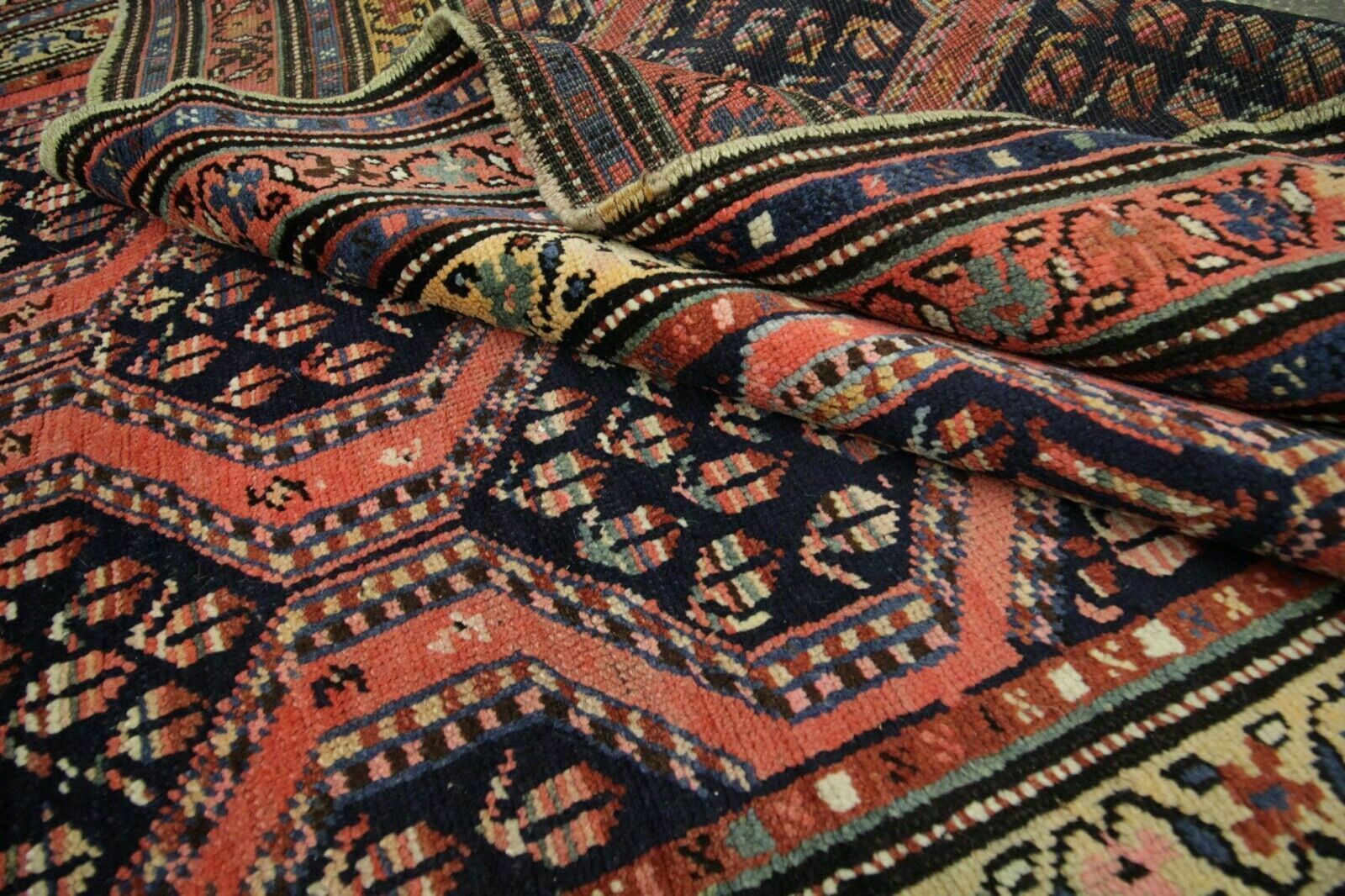 photo for sale Traditional Antique Blush Pink Area Rug Handmade Oriental Wool Carpet