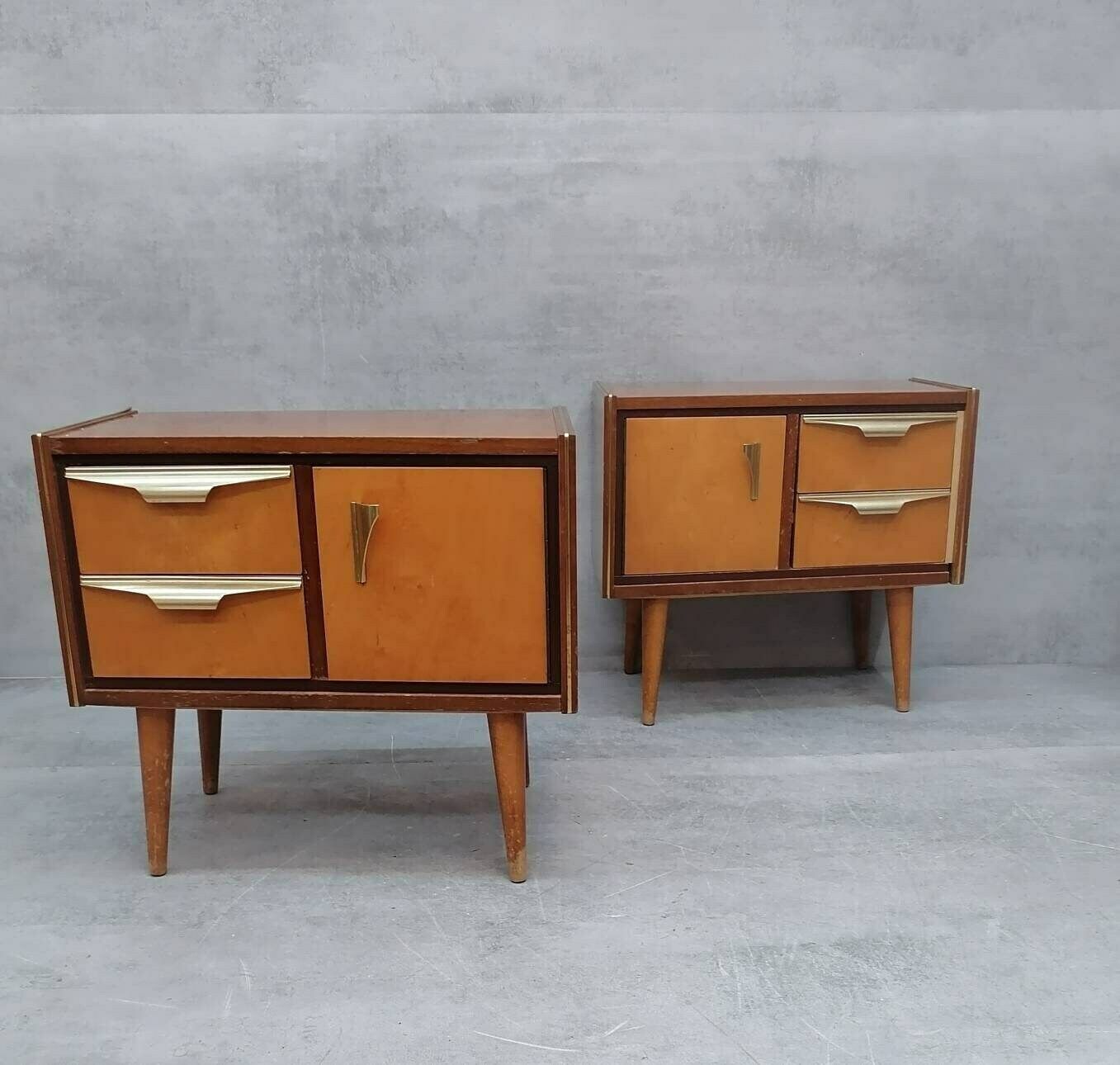 A Set Of Mid Century Modern Vintage Maple Wood Bedside Tables Or Small Chests Of Drawers Designed And Manufactured In Italy, Rome, 1960s