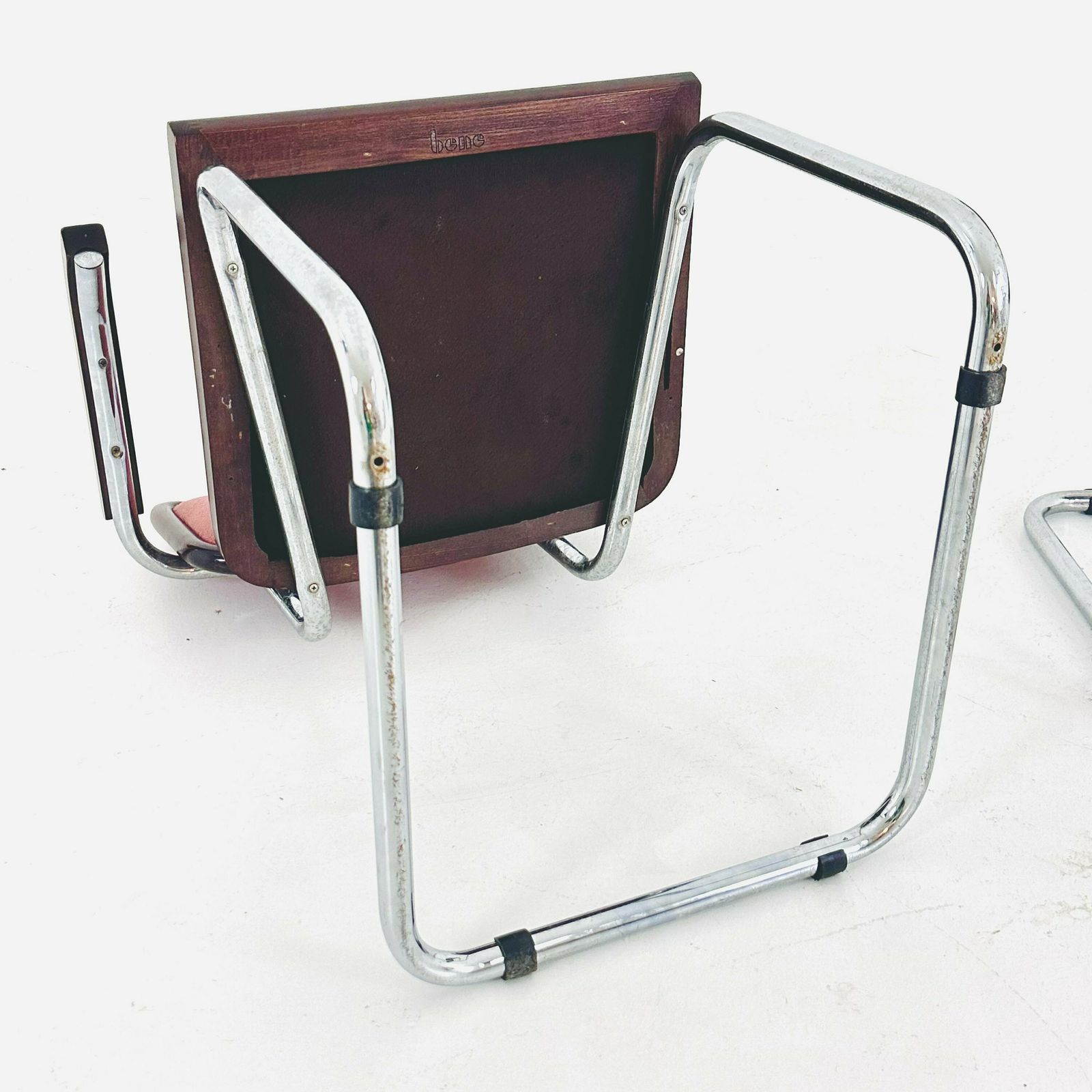 photo furniture Marcel Breuer B32 Upholstered Cesca Armchair, Bauhaus Design By Bene
