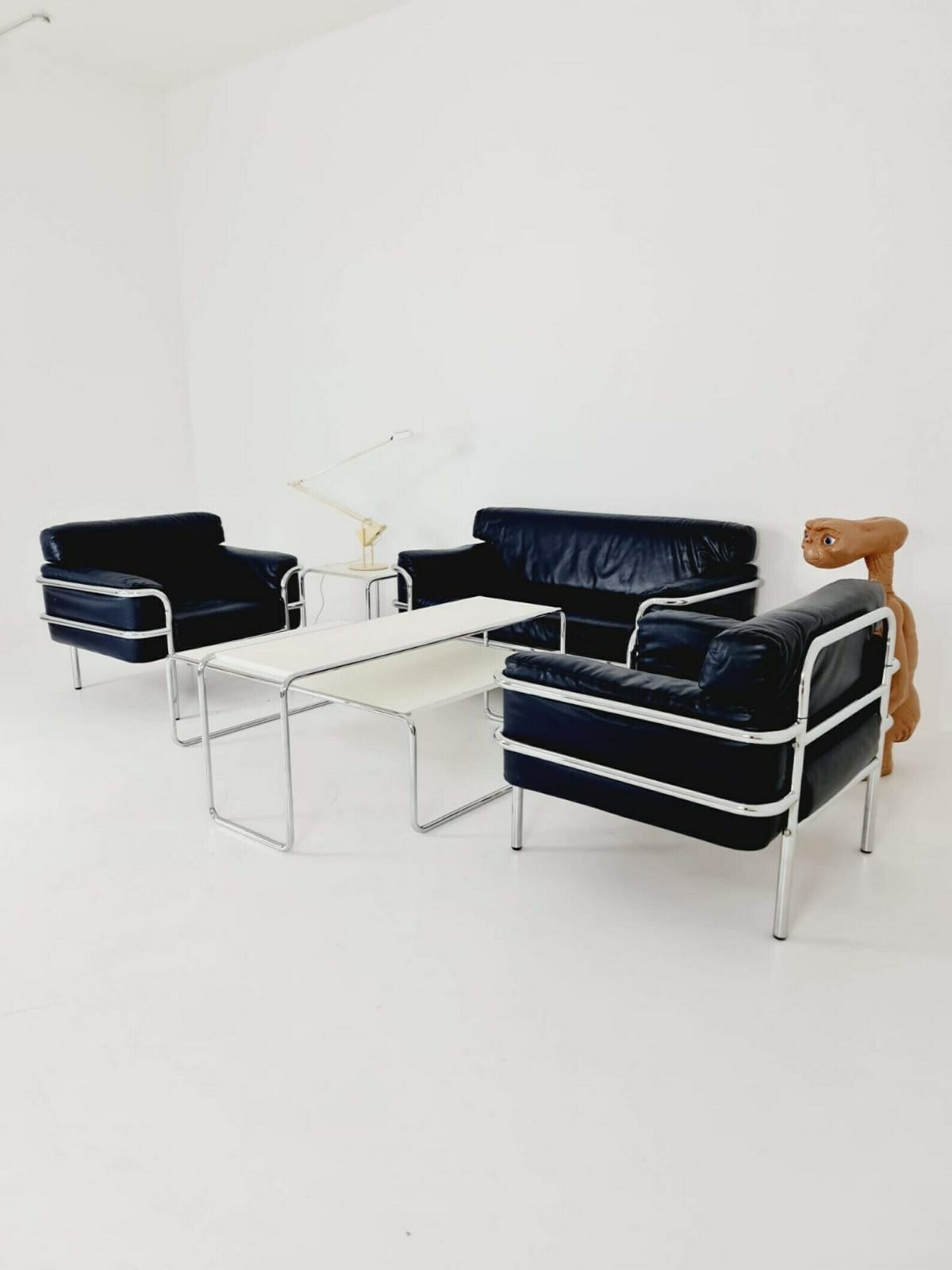 Bauhaus  Style Of Cassia Lc2 Style, 1980s Set Sofas photo vinterior