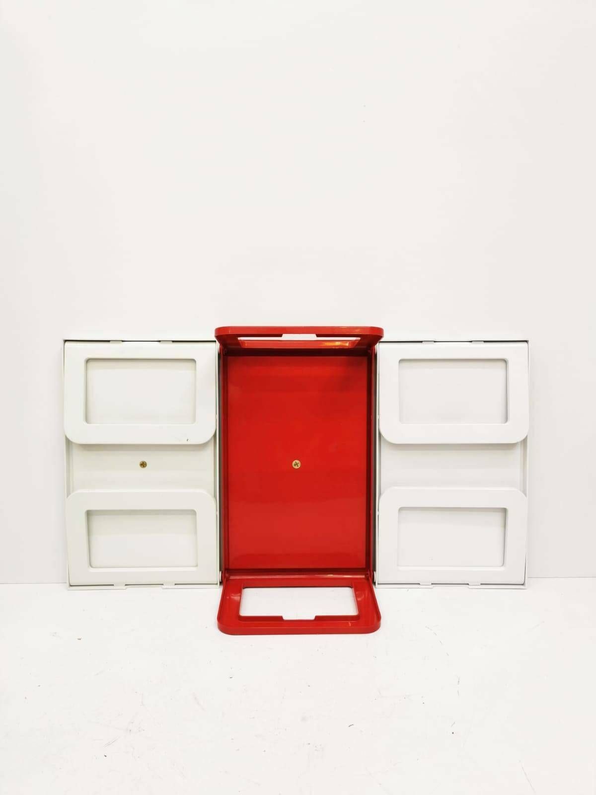 Guzzini Pepito,Design Luigi Massoni, Side Table, Breakfast Table With Original Packing 1970s photo vinterior
