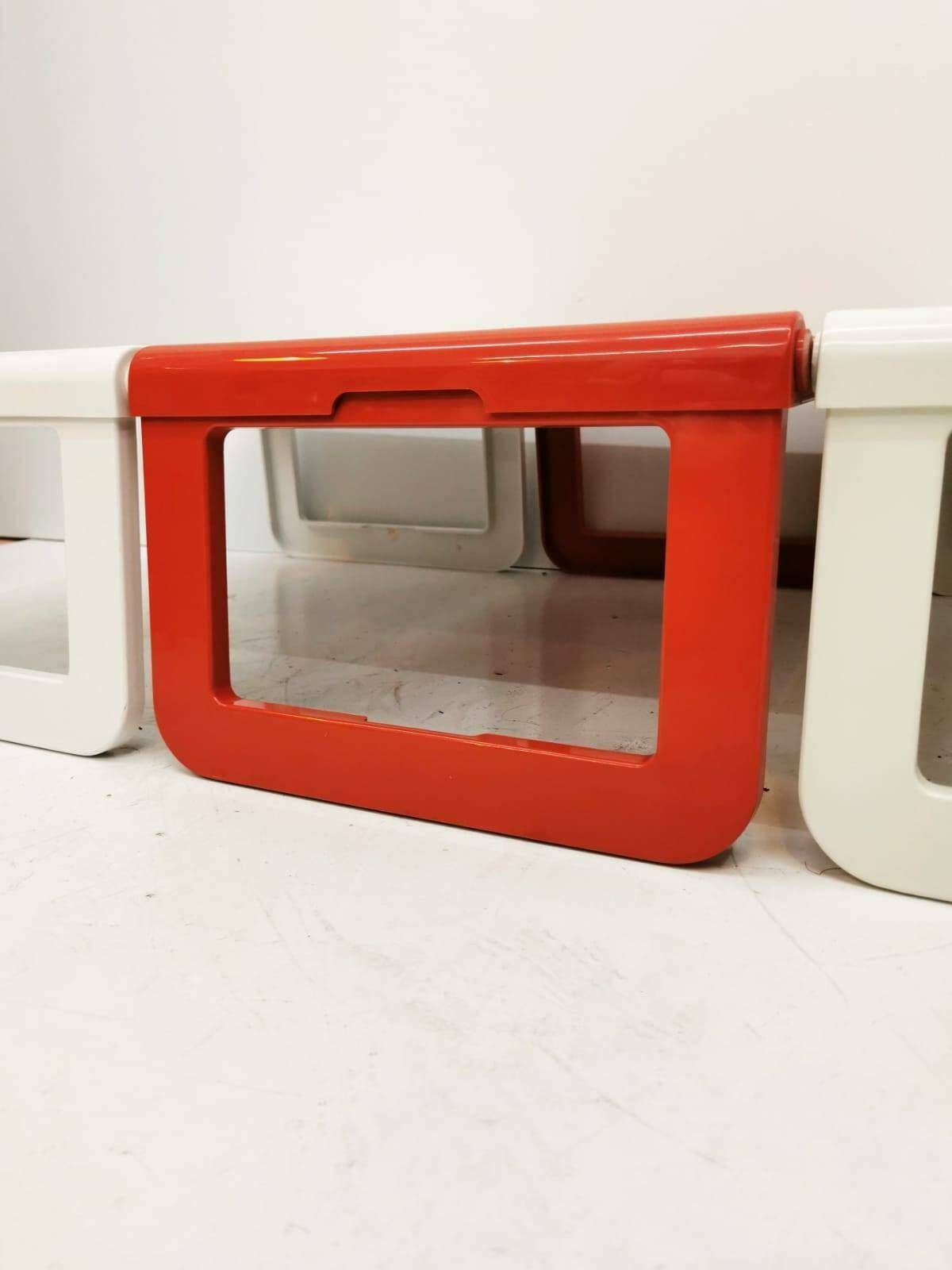 photo furniture Guzzini Pepito,Design Luigi Massoni, Side Table, Breakfast Table With Original Packing 1970s