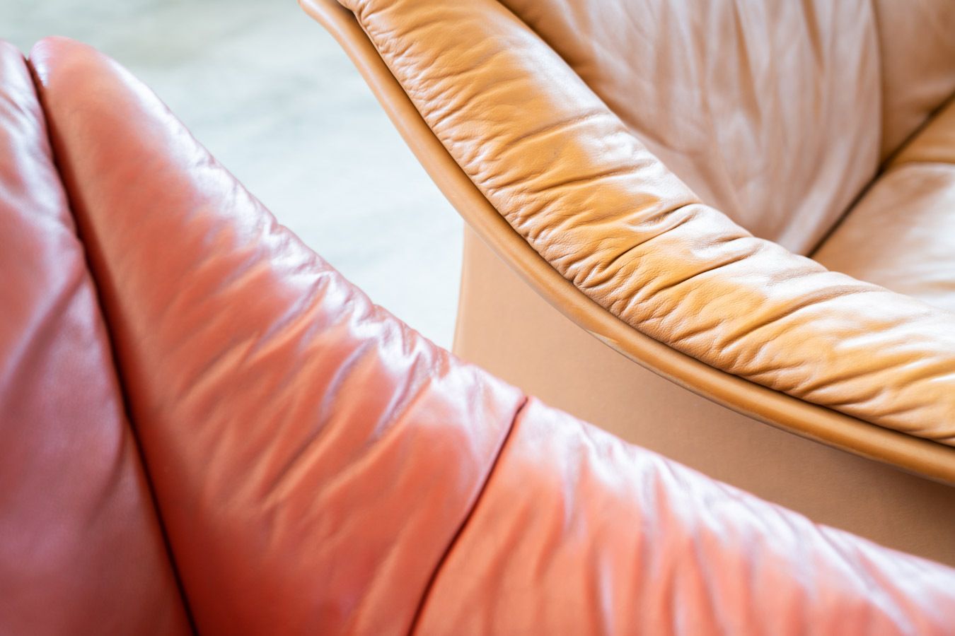 Frau Sofas In Cognac And Burgundy Leather, 1980s/90s, Set Of 2 photo Furniture