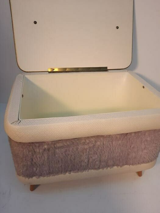 Beautiful Mid Century Modern Sewing Bench From The 1960s photo 141.0