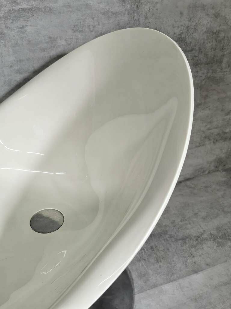 1 Of 6 White Eros Chair With Aluminum Swivel Base By Philippe Starck For Kartell. Made In Italy. photo 539.0