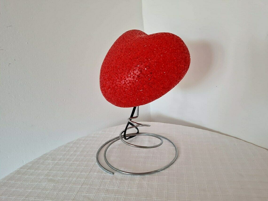 Vintage Pop Art Y2k Heart Lamp Lovely Accent Lamp photo Lighting