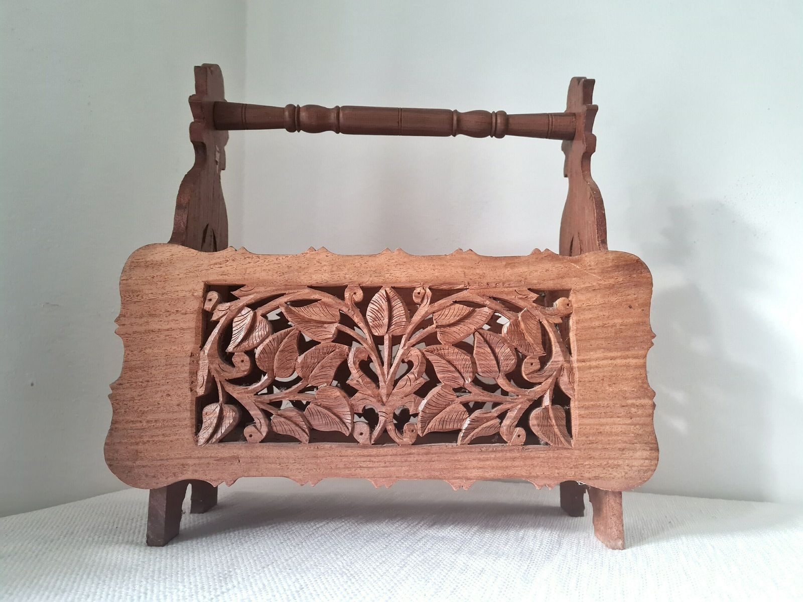 Vintage Mid Century Houten Handgemaakt Gesneden Tijdschriftenhouder Jaren 80 photo furniture