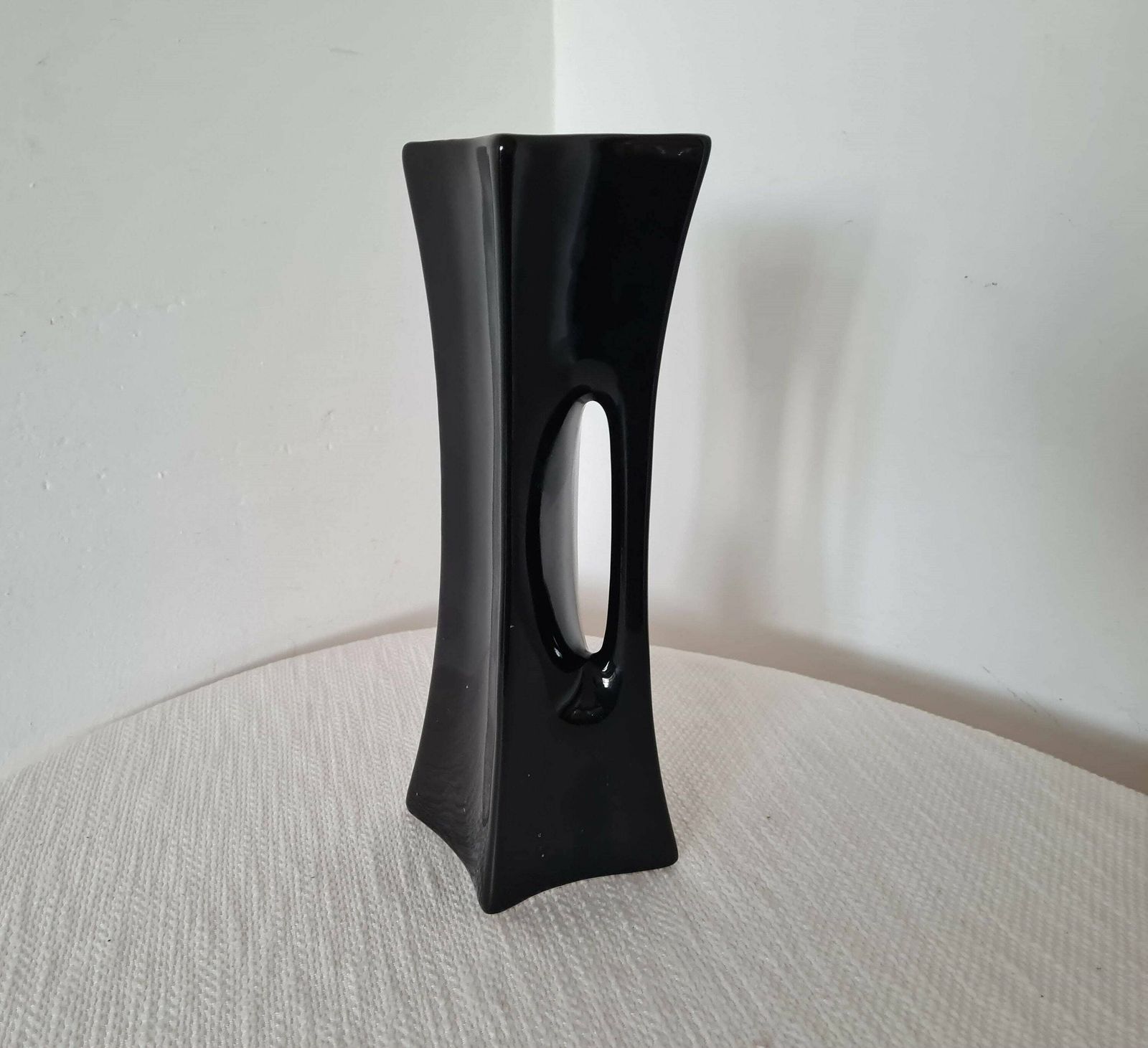 Vintage Memphis Milano Style Ceramic Vase 90s photo vintage