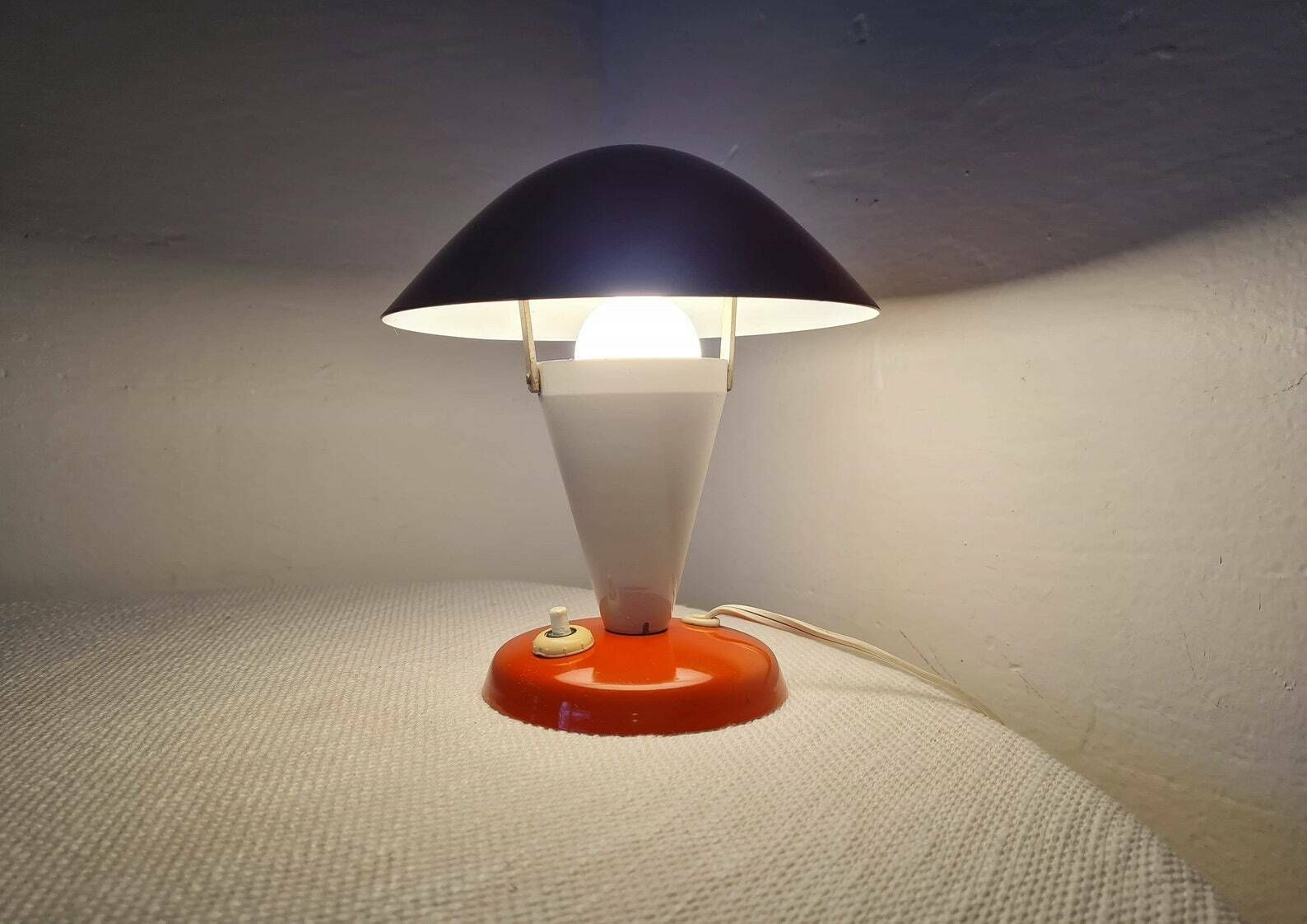 Vintage Paddenstoel Art Deco Tafellamp Van Josef Hurka Voor Napako – Tsjechoslowaakse Bauhaus Tafellamp photo for sale