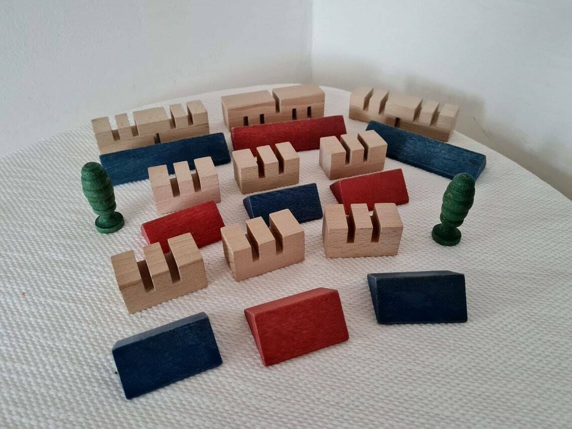 photo furniture Vintage Erzgebirge Wooden German Putz Hand Painted Set Of 20 Pieces