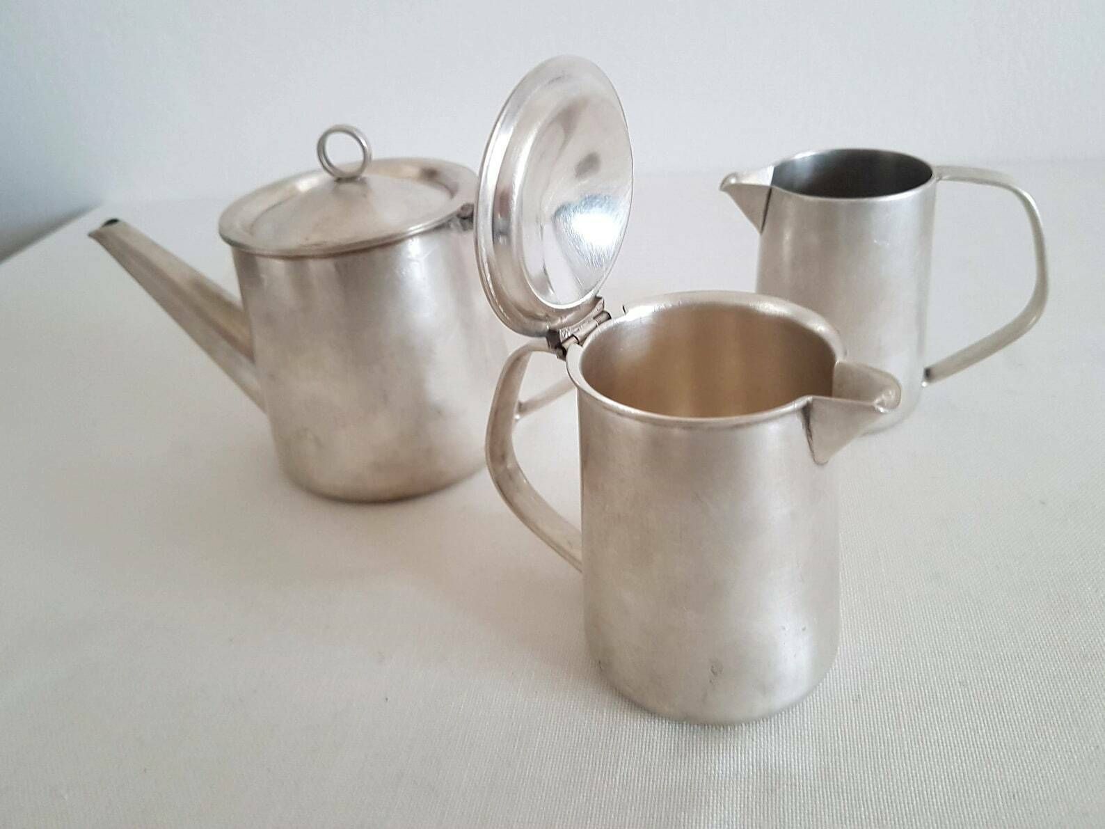 Vintage Koffieservies Van Jan čalovka Voor Sandrik A.E. – 3 Delig: Koffiepot, Melkkan, Waterkan. Duits Zilver Alpaka photo 59.0