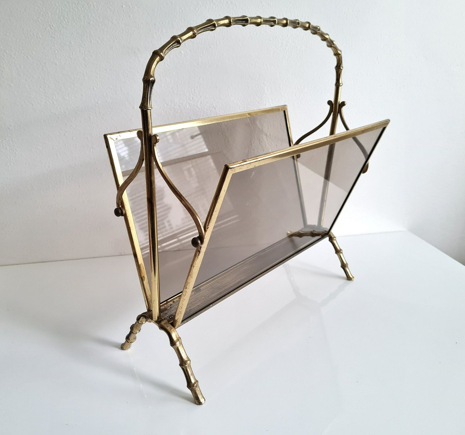 Vintage Mid Century Modern Maison Bagues Bamboo Magazine Rack Hollywood Regency Moderne France 50s photo vintage