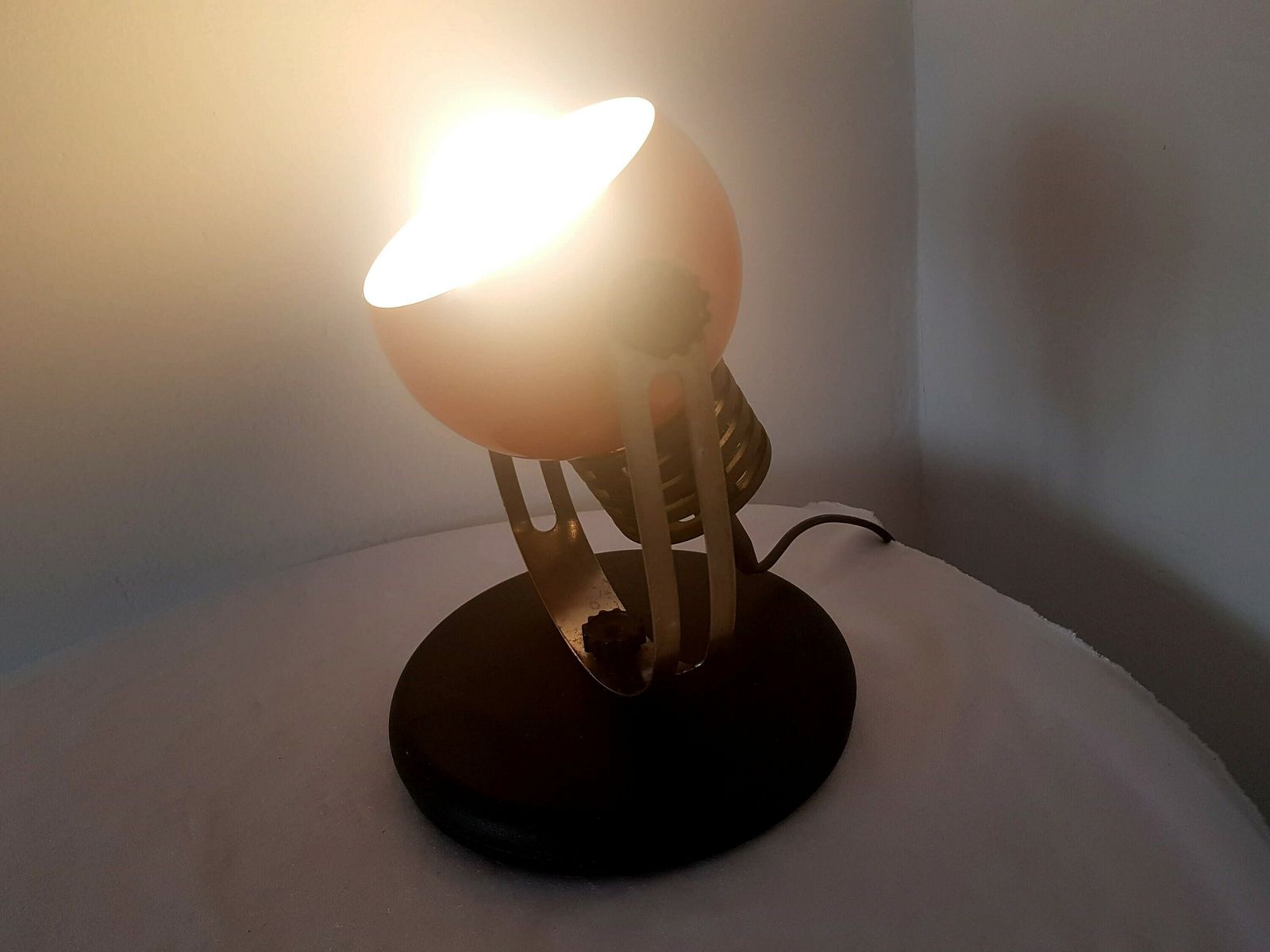 Vintage Oranje Bureaulamp – Mid Century Industrieel Retro Metalen Lamp Jaren 70 photo vintage