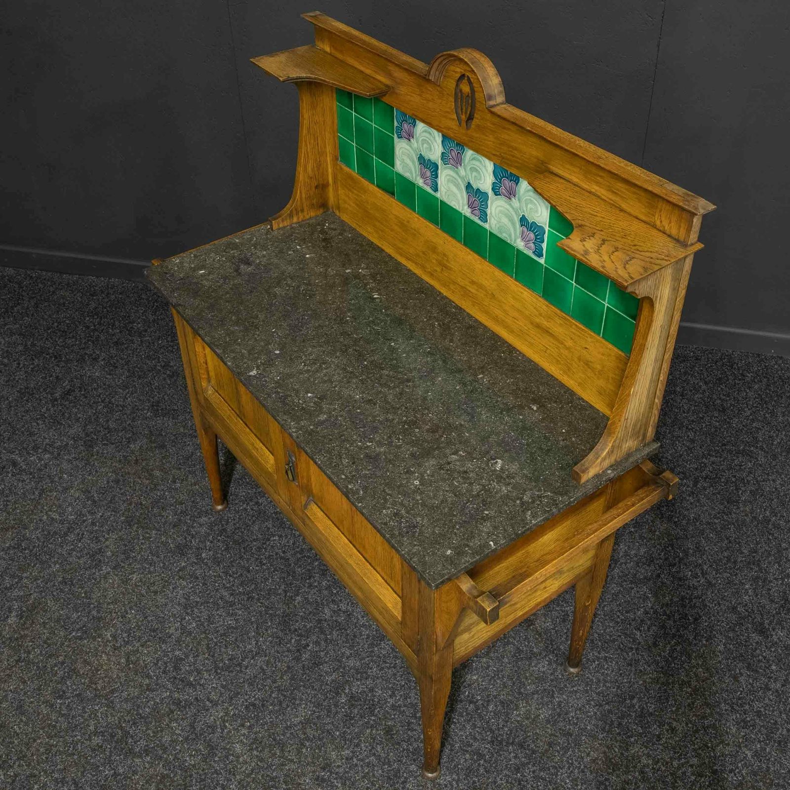Edwardian Satin Walnut Washstand photo 1495.0
