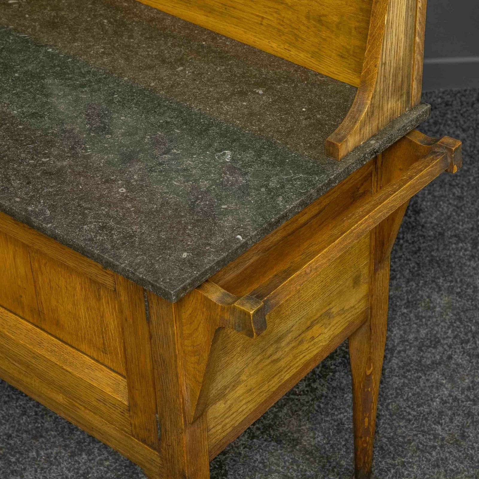Edwardian Satin Walnut Washstand photo vinterior