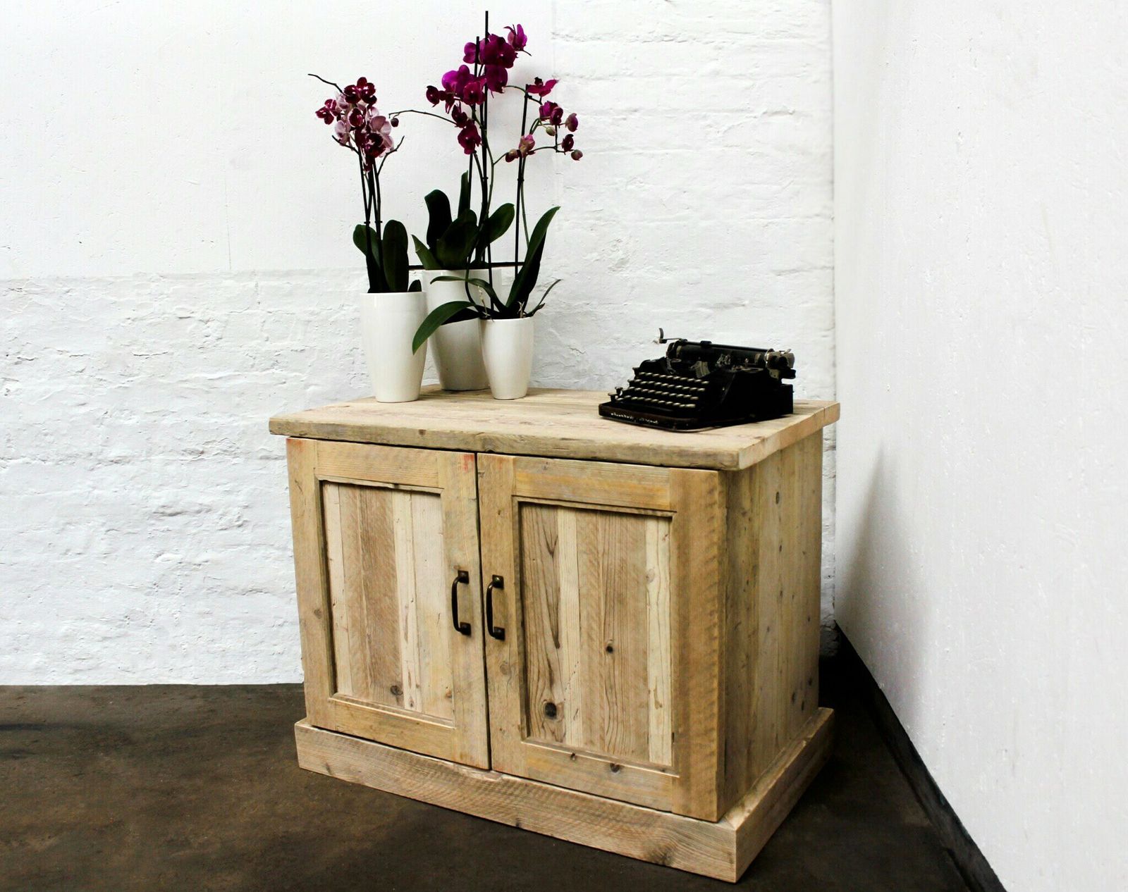 Boadi Reclaimed Scaffolding Board Cupboard With Adjustable Shelf And Vintage Brass Handles   Bespoke Urban Furniture photo 1920.0