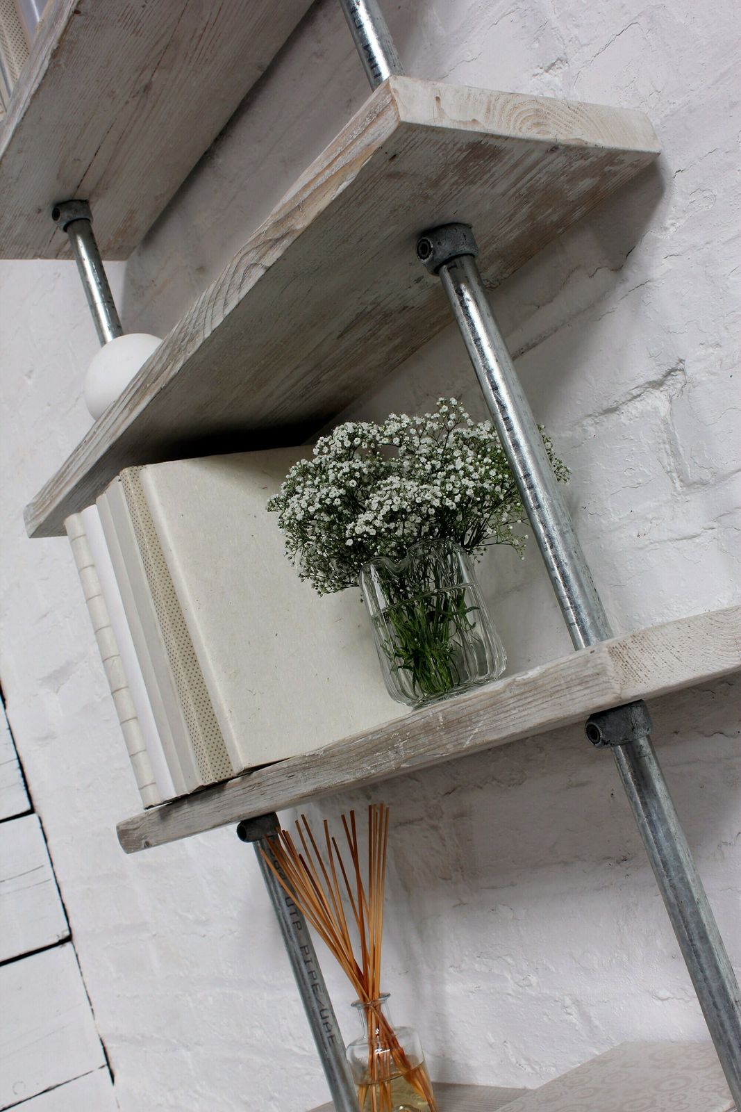 photo furniture Robyn Adjustable Reclaimed White Washed Scaffolding Boards And Galvanised Steel Pipe Shelves/Bookcase