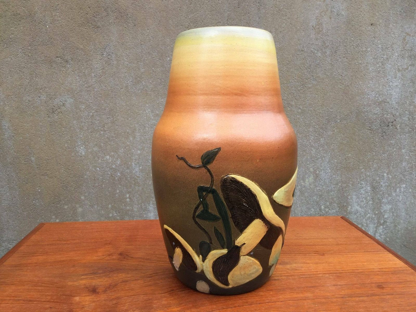Art Nouveau Mushroom Vase By Christian Joachim For Danish Terra Cotta Pottery Factory Ipsens Widow (Ipsens Enke, P.I.E.) photo vinterior