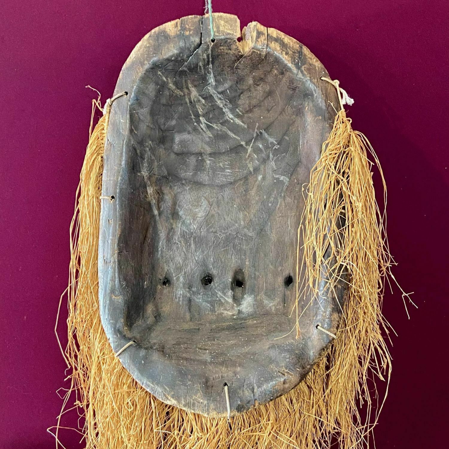 Early 20th Century Large African Tribal Mask photo vinterior
