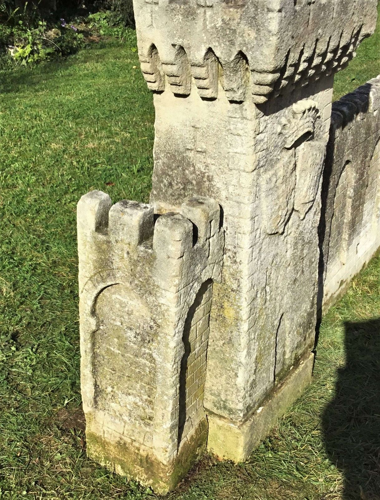 photo vintage C18th Carved Stone 19ft Scale Replica Of A Castle / Chateau Wall