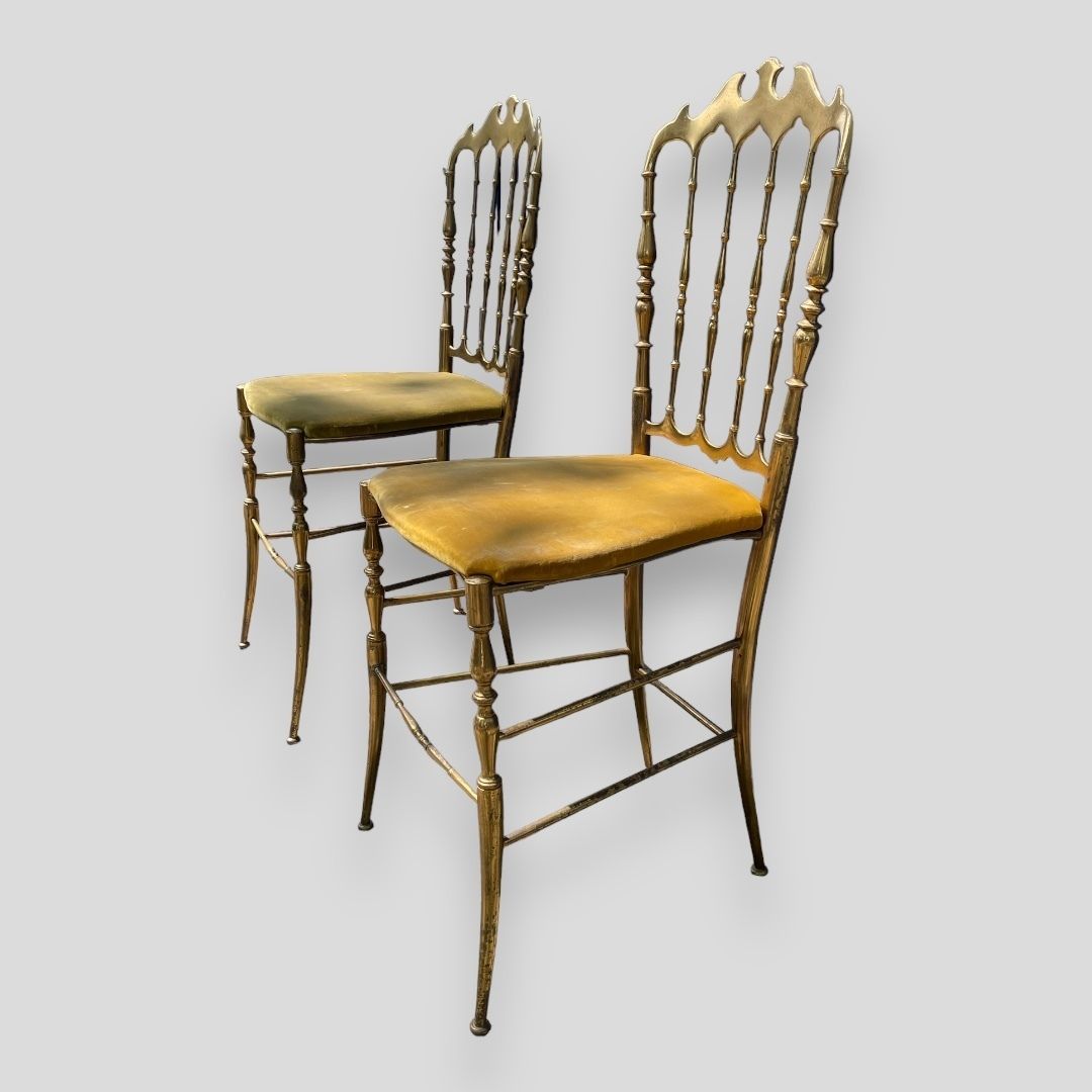 A Stunning Pair Of Mid Century Brass Chiavari Chairs photo Furniture