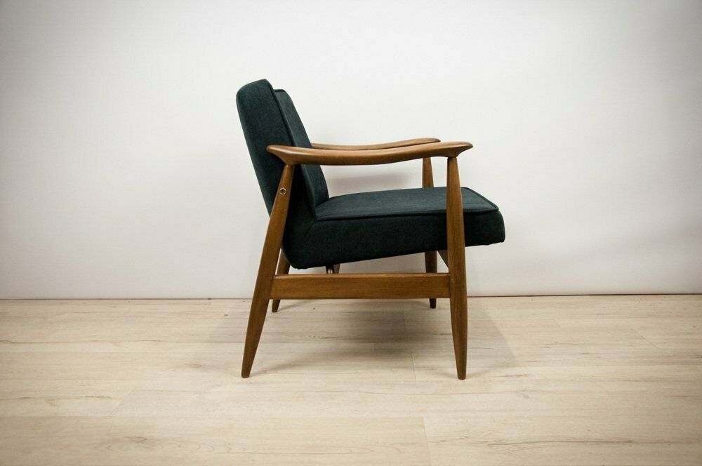Gfm 87 Armchair By Juliusz Kedziorek For Gościcińskie Furniture 1960 photo for sale