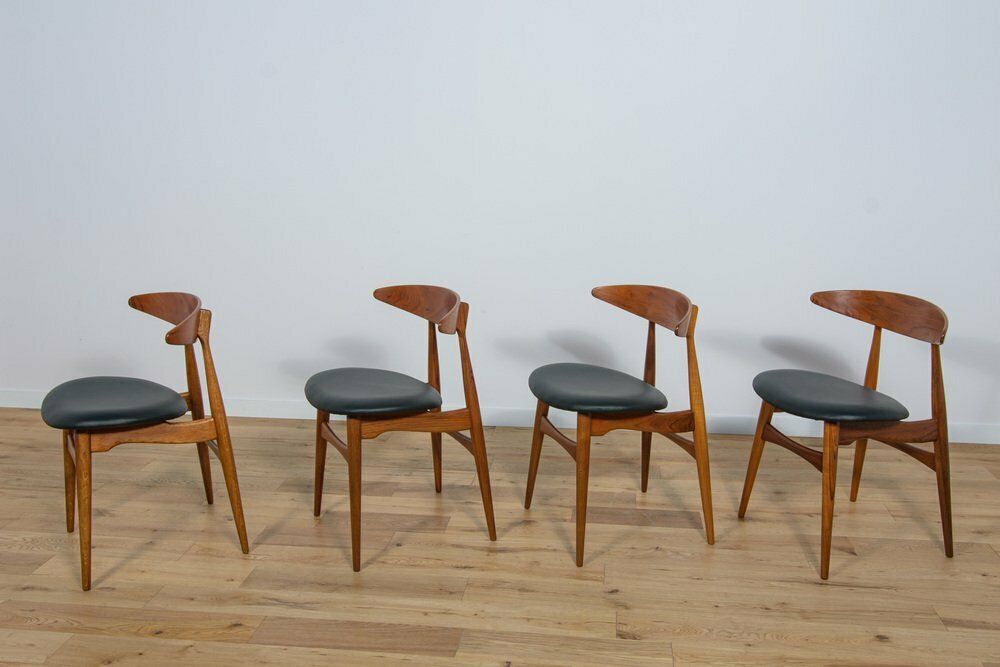Mid Century Danish Ch33 Dining Chairs By Hans J Wegner For Carl Hansen And Søn 1960s Set Of 4 photo vinterior