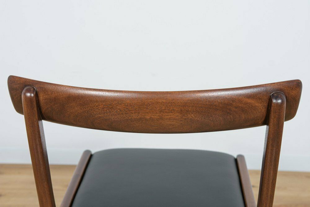 photo vinterior Danish Rungstedlund Chairs By O. Wanscher For Poul Jeppesen Møbelfabrik 1960s Set Of 6