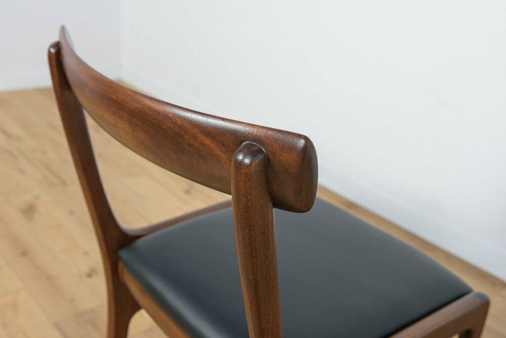 photo buy Danish Rungstedlund Chairs By O. Wanscher For Poul Jeppesen Møbelfabrik 1960s Set Of 6