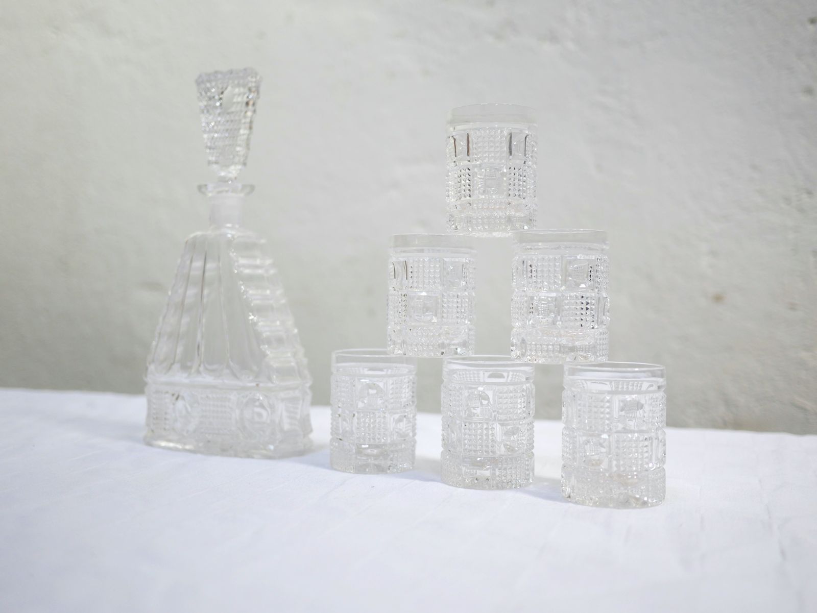 Decanter And 6 Vintage Glass Glasses photo 133.92000000000002