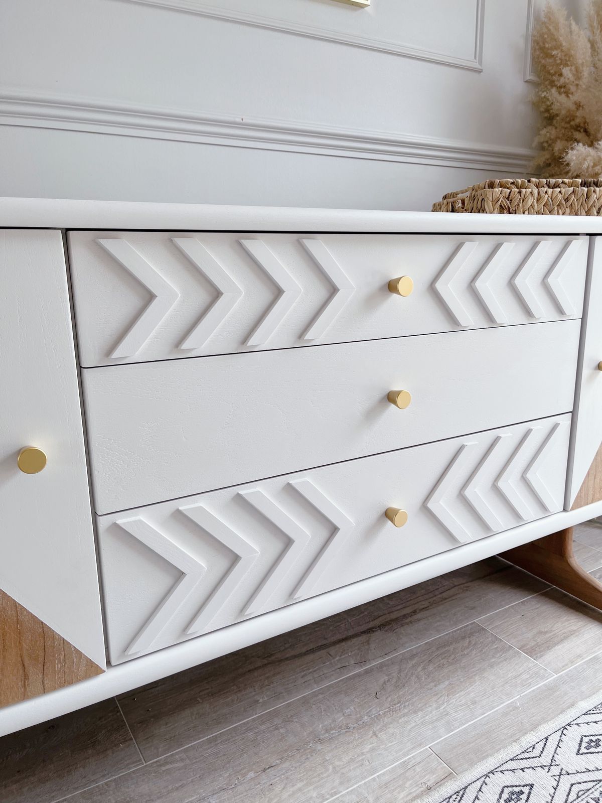Large Professionally Painted Retro Sideboard. Farrow & Ball Strong White/Wood